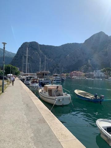 Sea View Panorama Apartment L Omiš Esterno foto